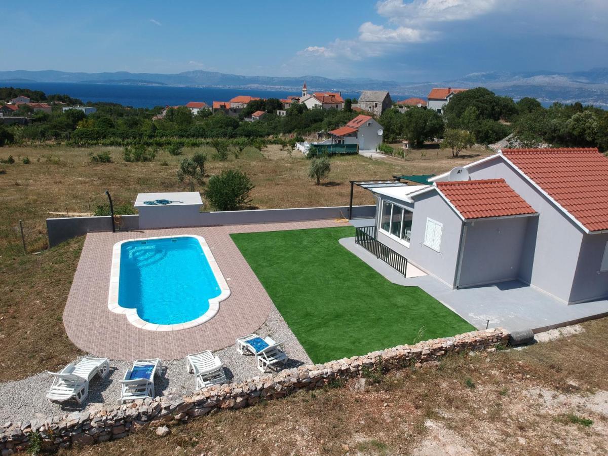 Villa Nane Garden House With Heated Pool à Mirce Extérieur photo
